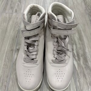 Reebok Women's Light Gray High-Top Sneakers